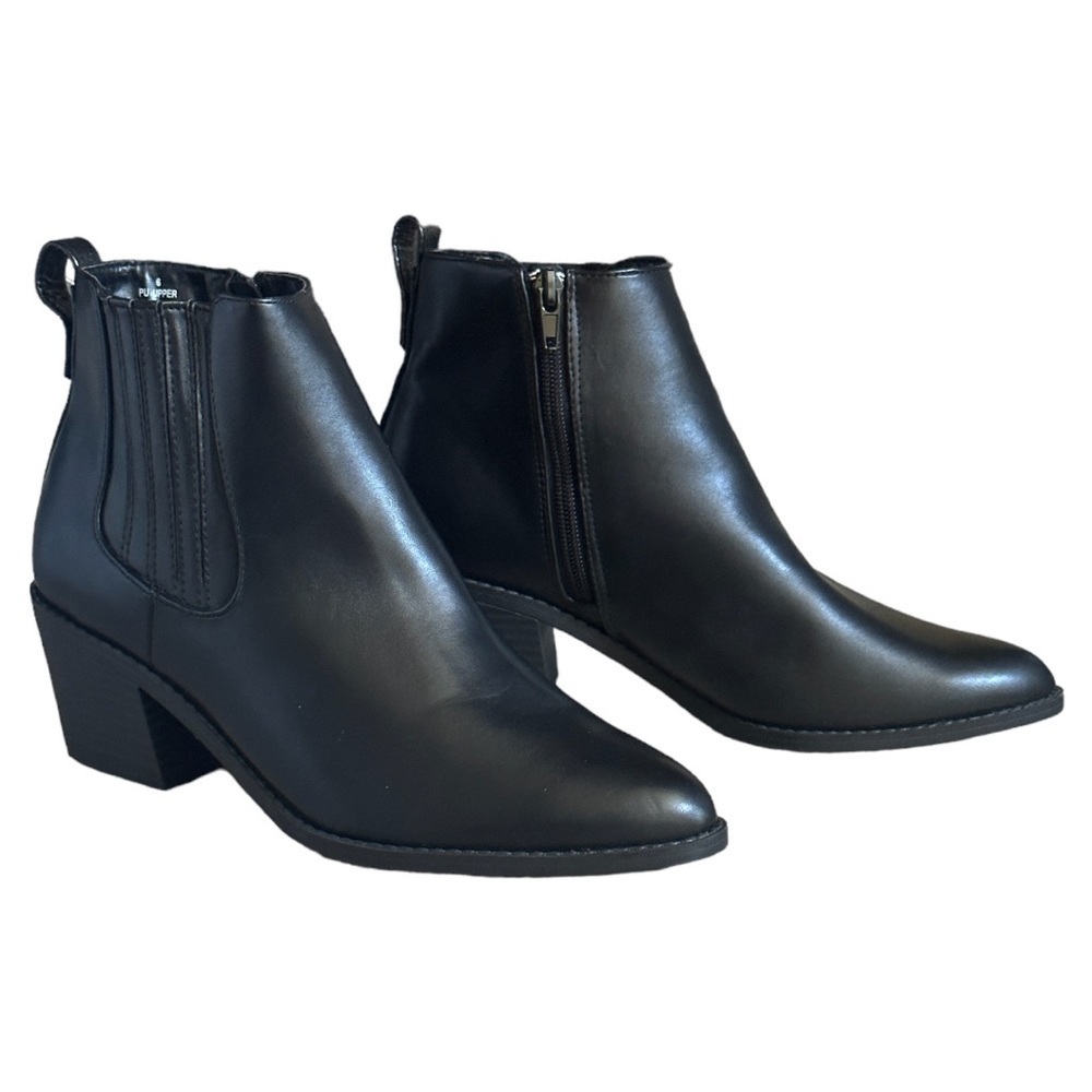 Express Black Pointed Toe Ankle Boots 6 Faux Leather Western Zip Booties NWOB
